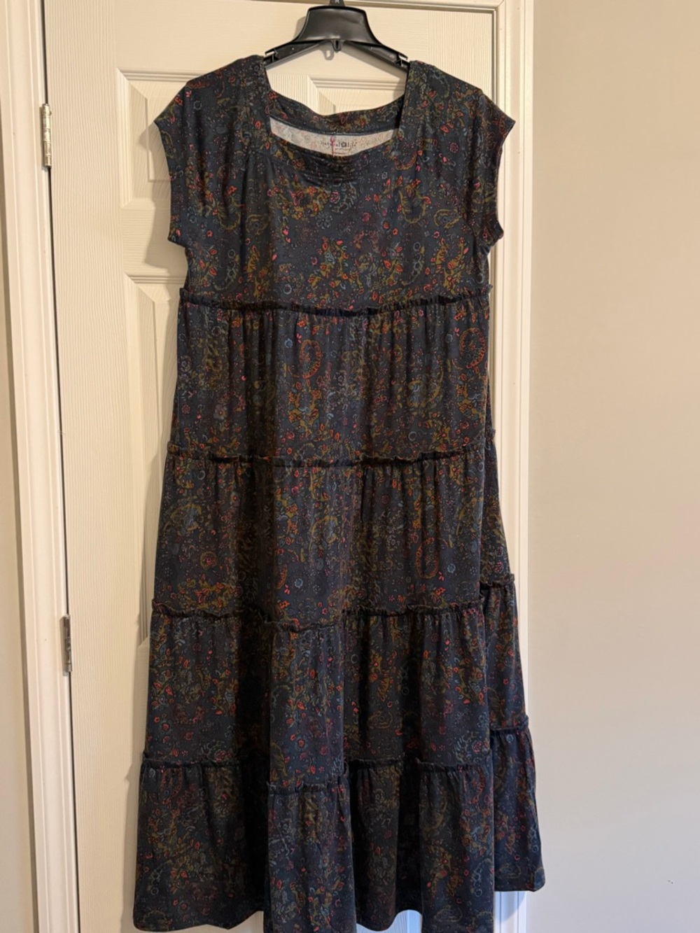 NATURAL LIFE Navy Floral Paisley Scoop Neck Top